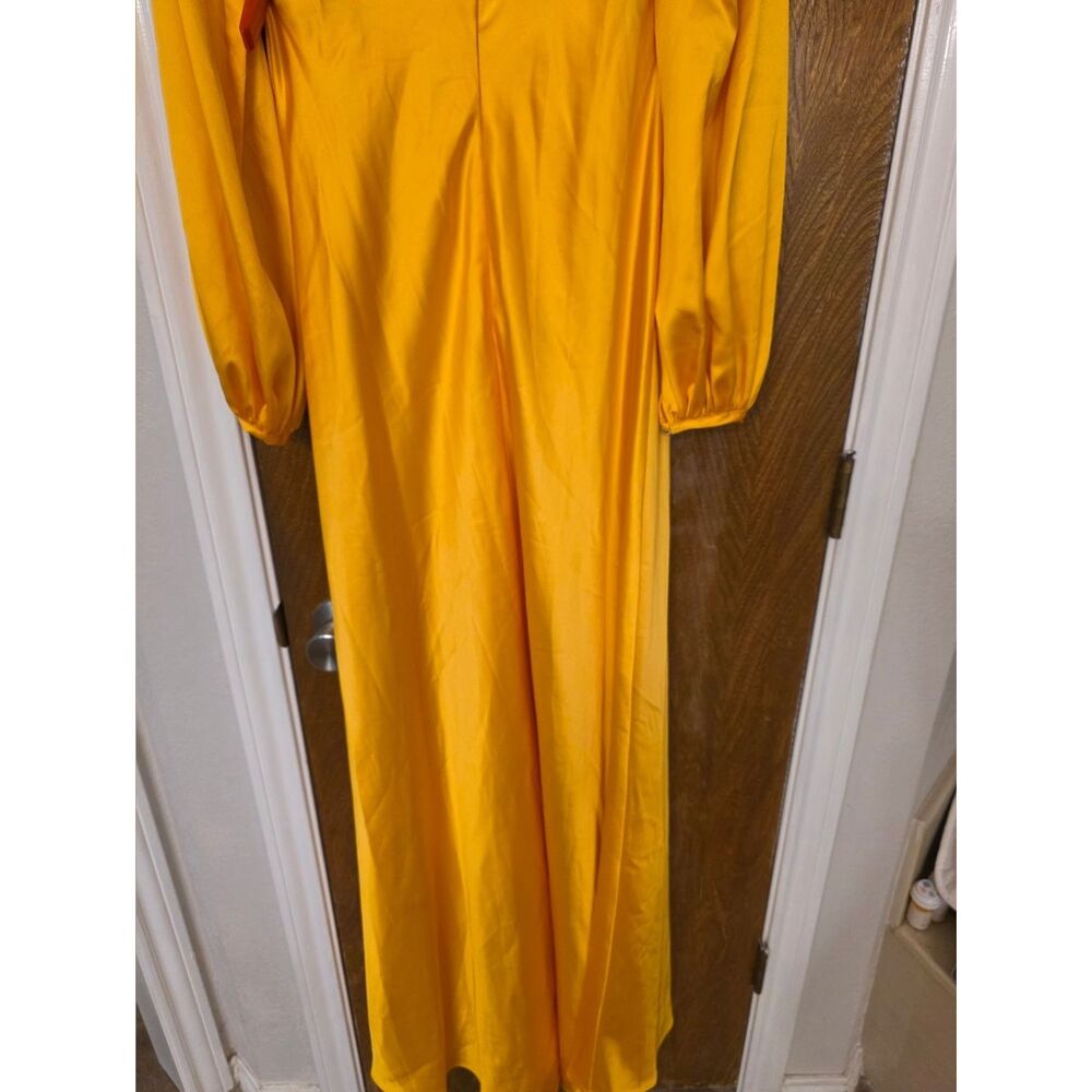 Mac Duggal Women's Yellow Satin Long Sleeve V-Neck Maxi Dress SIZE 8  NWT 55693 - Picture 8 of 9
